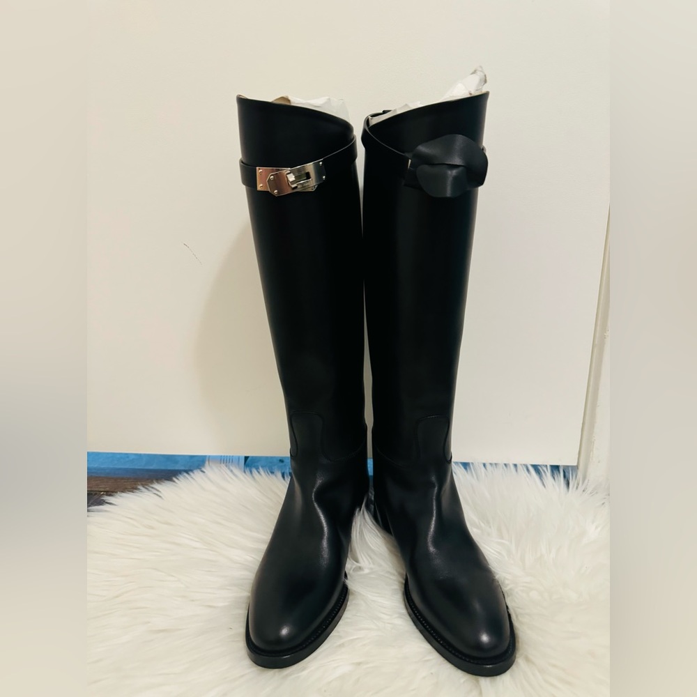 [SOLD] Brand New Hermes jumping boots - size 35